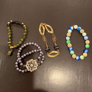 4 Bracelets
